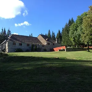 Domaine Du Ferrand Hotel